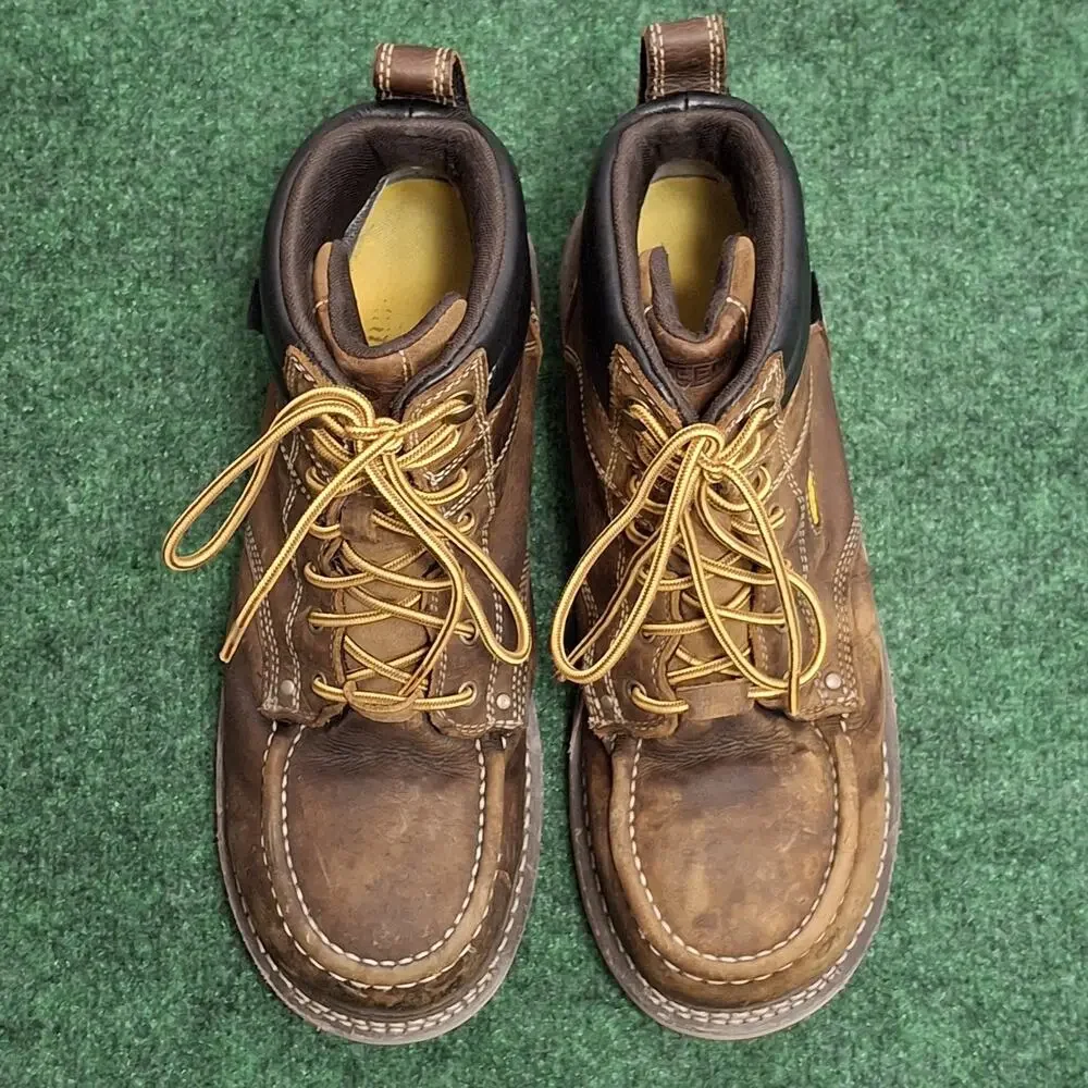 Keen men size